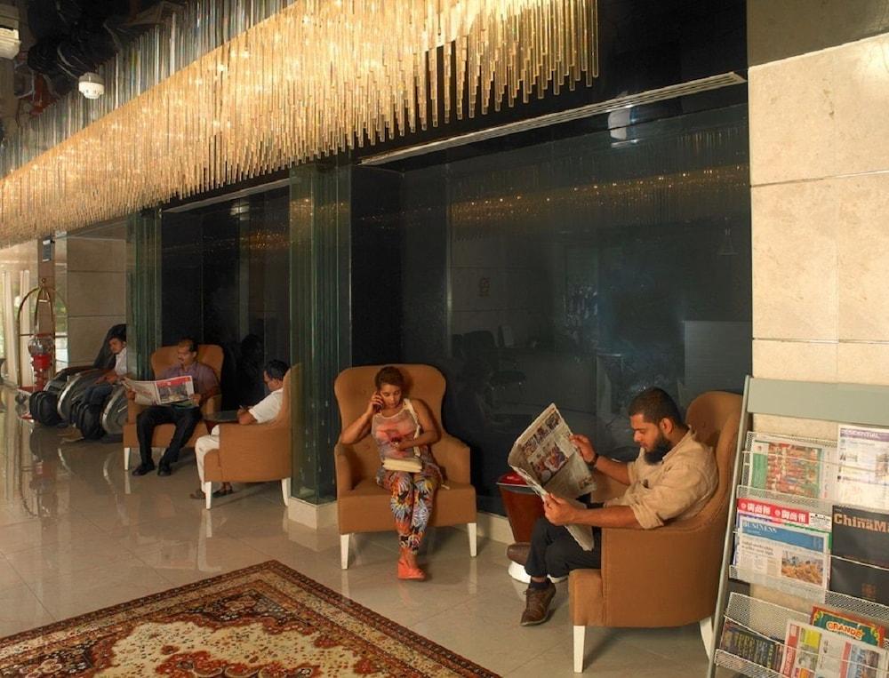 Phoenicia Grand Hotel Dubai Bagian luar foto