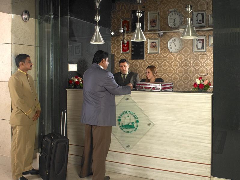 Phoenicia Grand Hotel Dubai Bagian luar foto